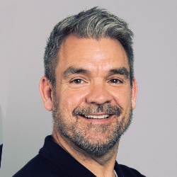 andrew-strand-linkedin-photo